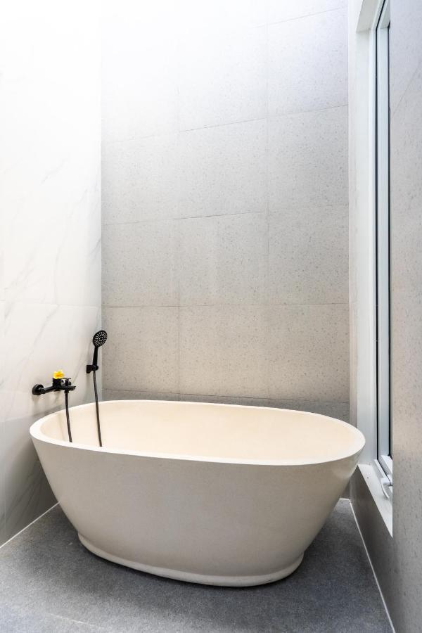 Uluwatu Casa Blanca Villa By Betterplace מראה חיצוני תמונה